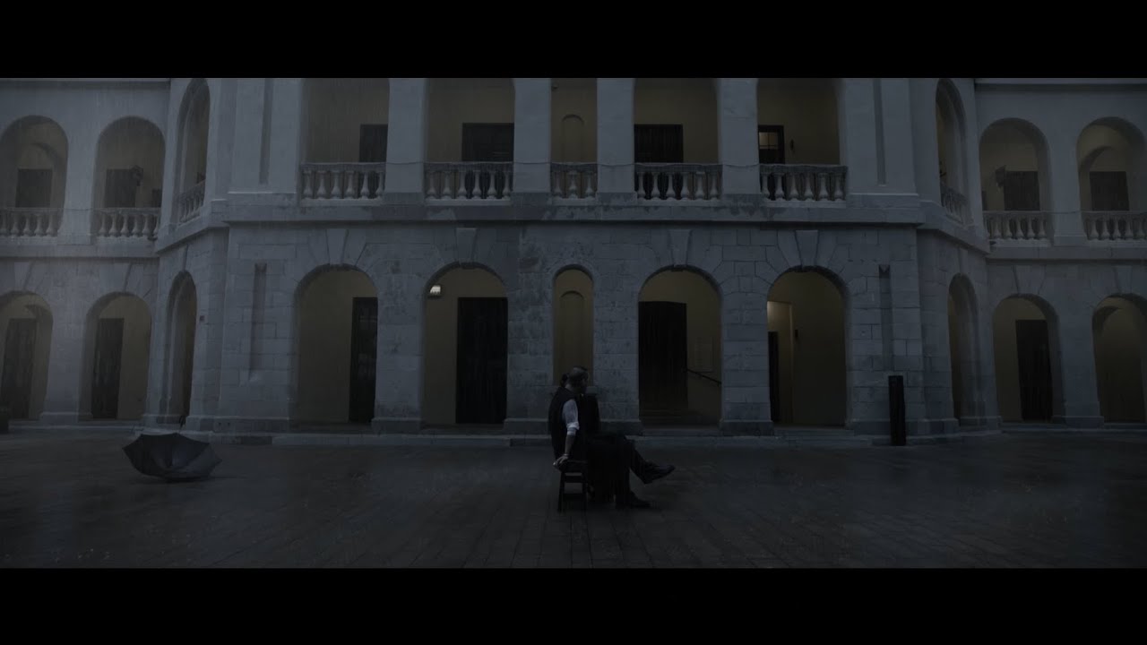 JUNO MAK 麥浚龍 KARENA LAM 林嘉欣 - 《字典 與 聖經》 MV