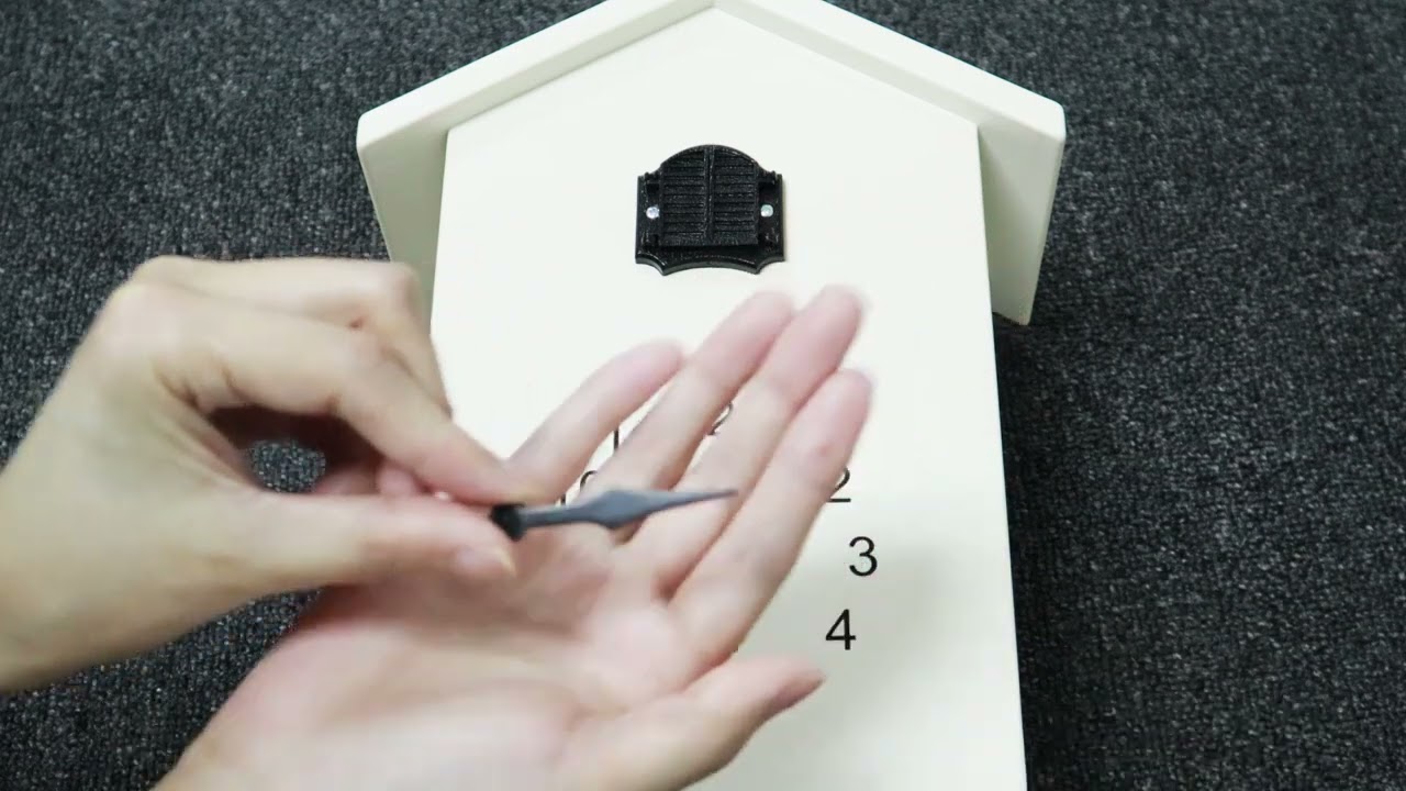 What if my cuckoo clock doesn't chime at 12? | Instruction video