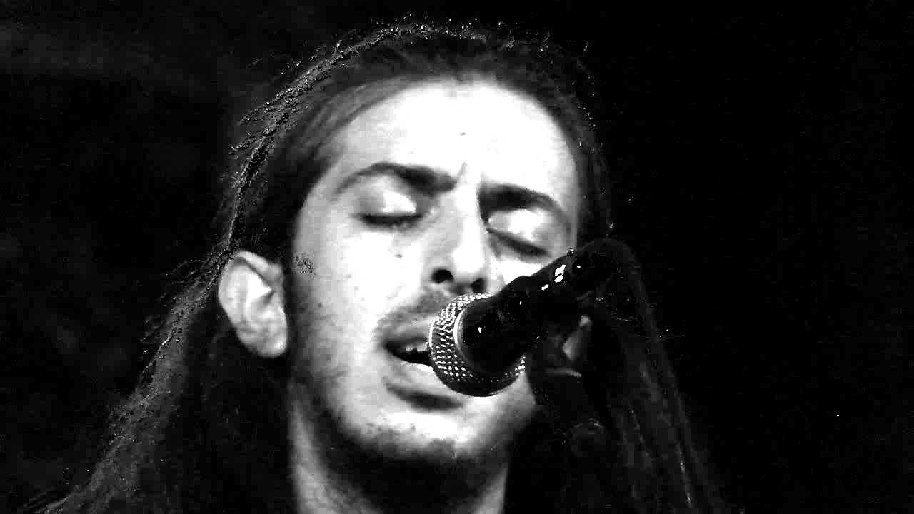 Γιάννης Χαρούλης-Σε ψηλό βουνό
