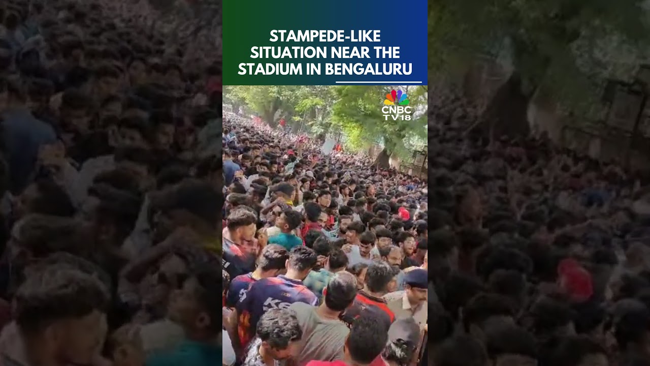 RCB IPL 2025 Victory Parade | Stampede-Like Situation Near The Stadium | N18S