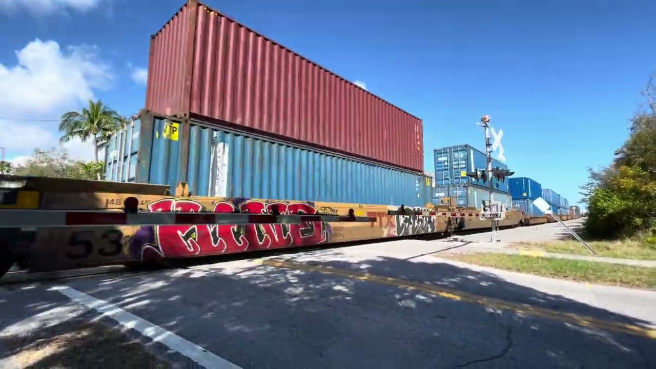 Massive Freight Train Rolls Through Delray Beach, Florida