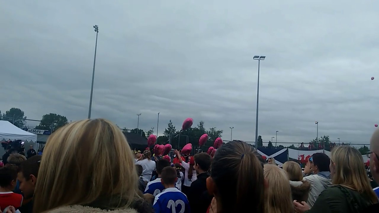 Manchester Marathon Match - Curzon Ashton - 22 pink balloons released