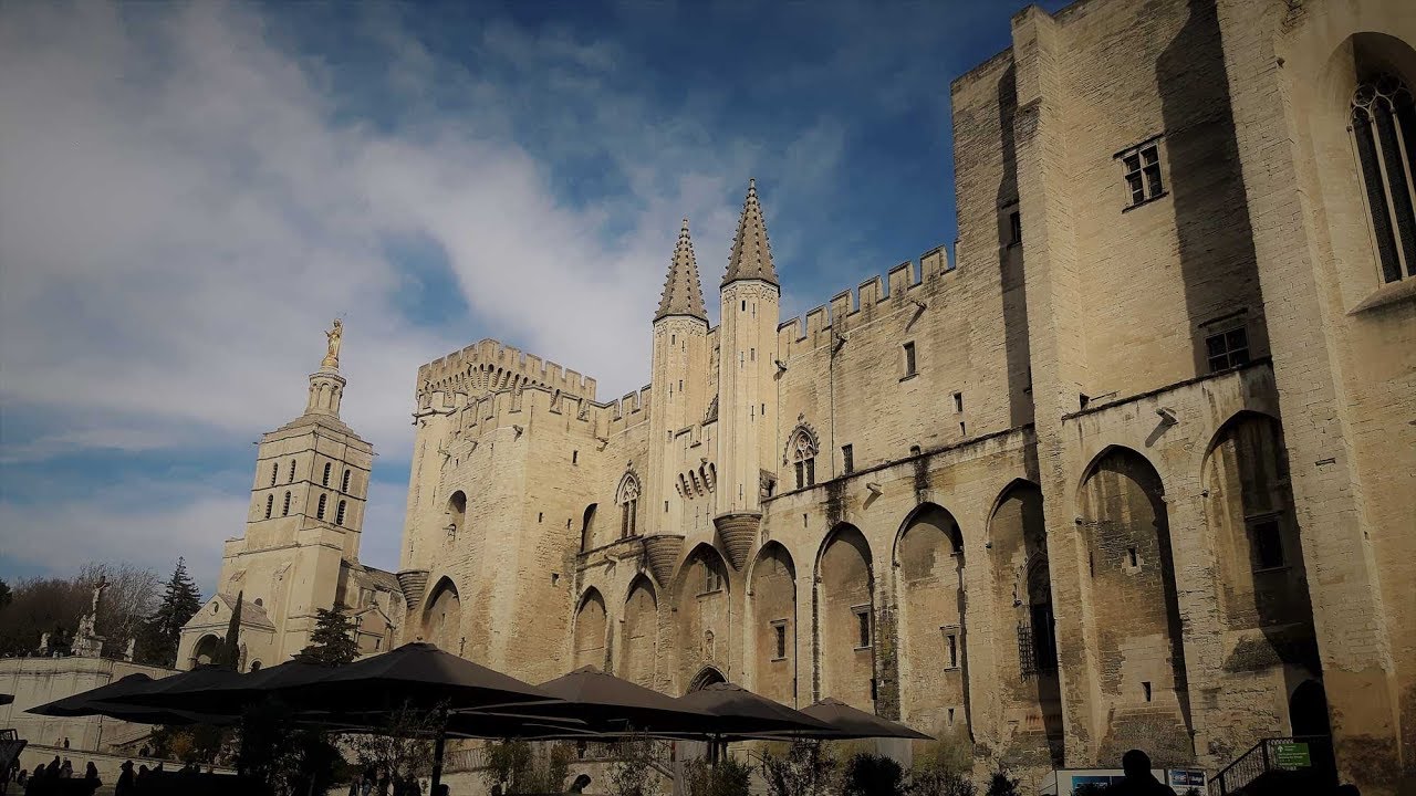 Exploring the Palais des Papes & Avignon Cathedral in Avignon, Southern France - March 2018