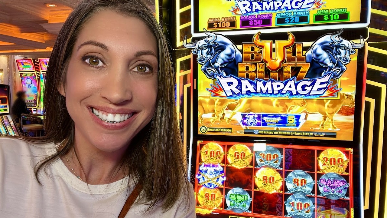 TA zupełnie nowa maszyna do gry Bull Blitz była NIESAMOWITA! 🤑 🎰 #konami