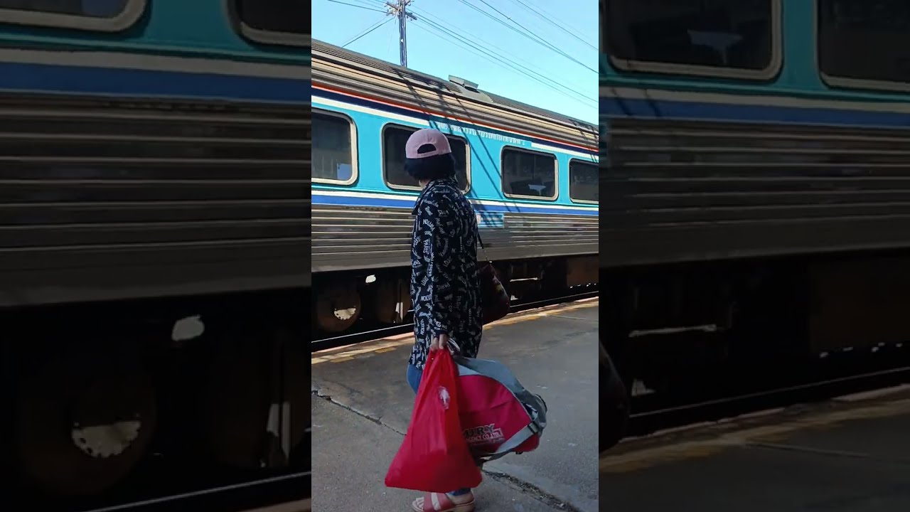 รีวิวนั่งรถไฟจากอุตรดิตถ์ไปสถานีกรุงเทพฯอภิวัฒน์