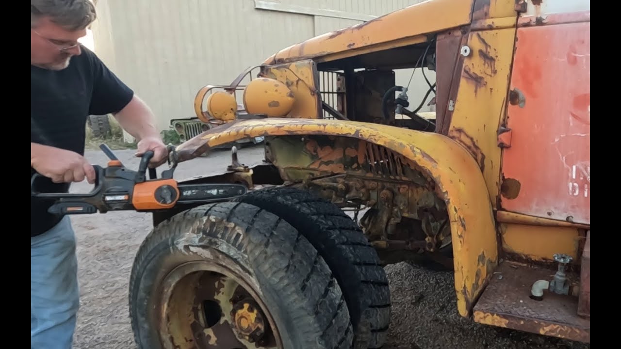 4x4 1.5 Ton Chevy Double Dually Mutt Truck, I Shouldn't Be Working On This!