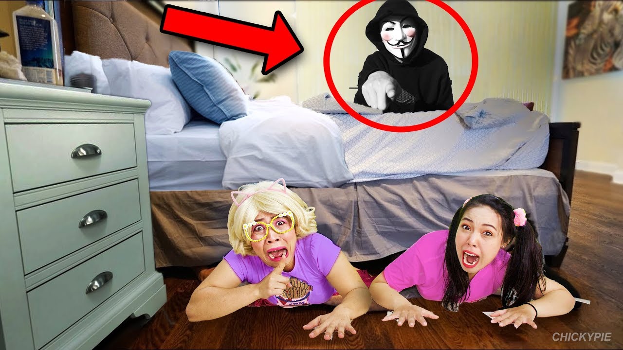ทำยังไงดี?? มีคนบ้าเข้ามาในบ้าน!! | ชิคกี้พาย