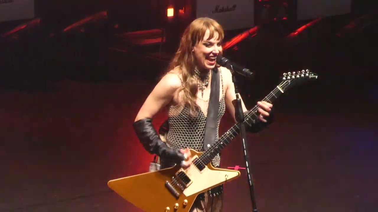 Halestorm 
