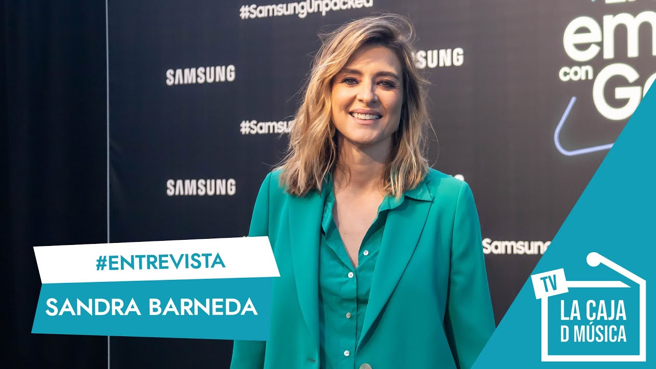 ¿CÓMO USA SU MÓVIL SANDRA BARNEDA? ¿Cómo VIVE la LIDLT 7? ¿Tendremos NUEVA NOVELA ESTE AÑO?