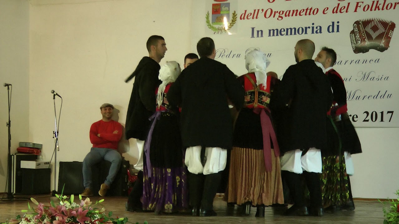 Gruppo folk BURGOS   ==Passu Torrau==