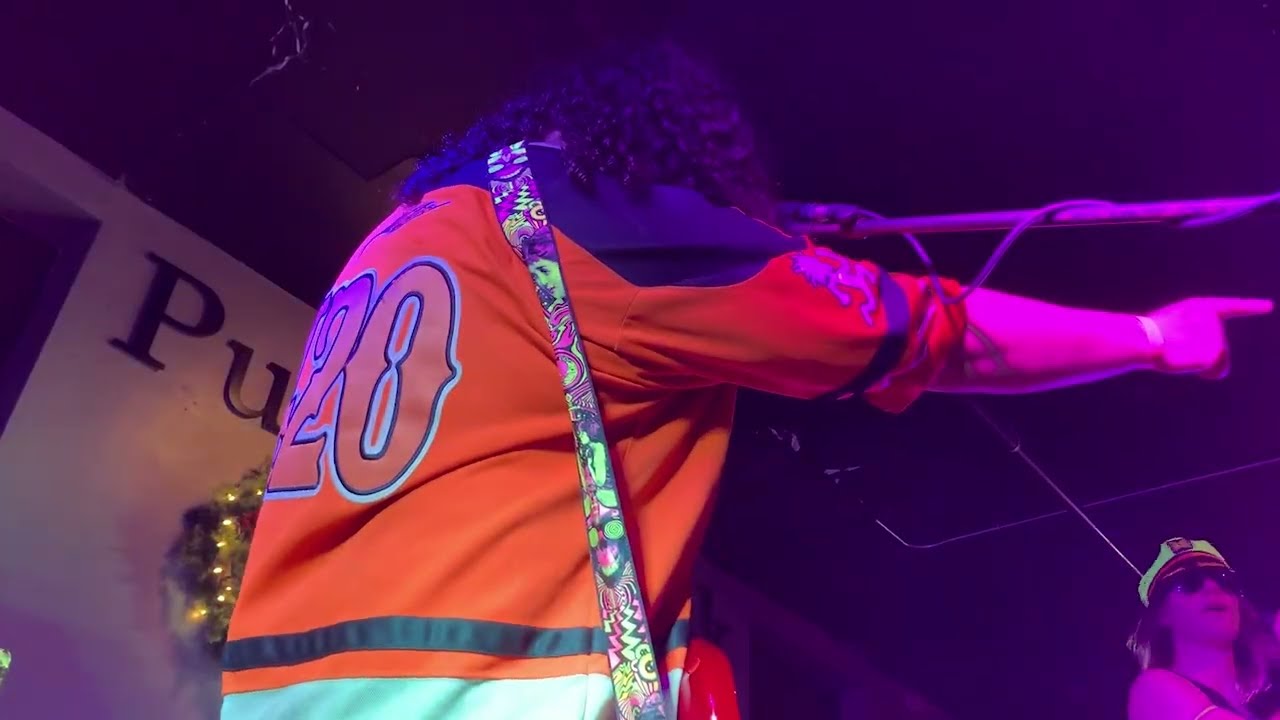 Releasing Orange LIVE @ Pub On Park