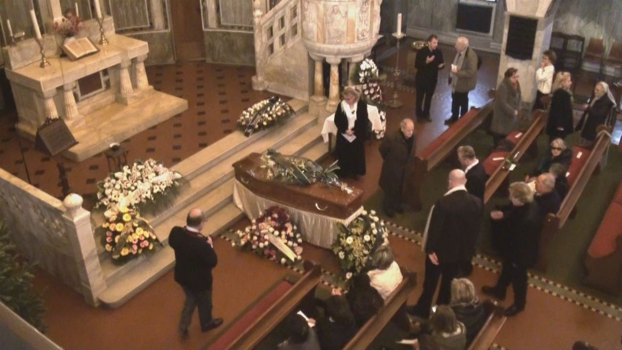 Addio ad Anita Ekerbg, i funerali della diva della Dolce Vita nella chiesa luterana di Via Veneto