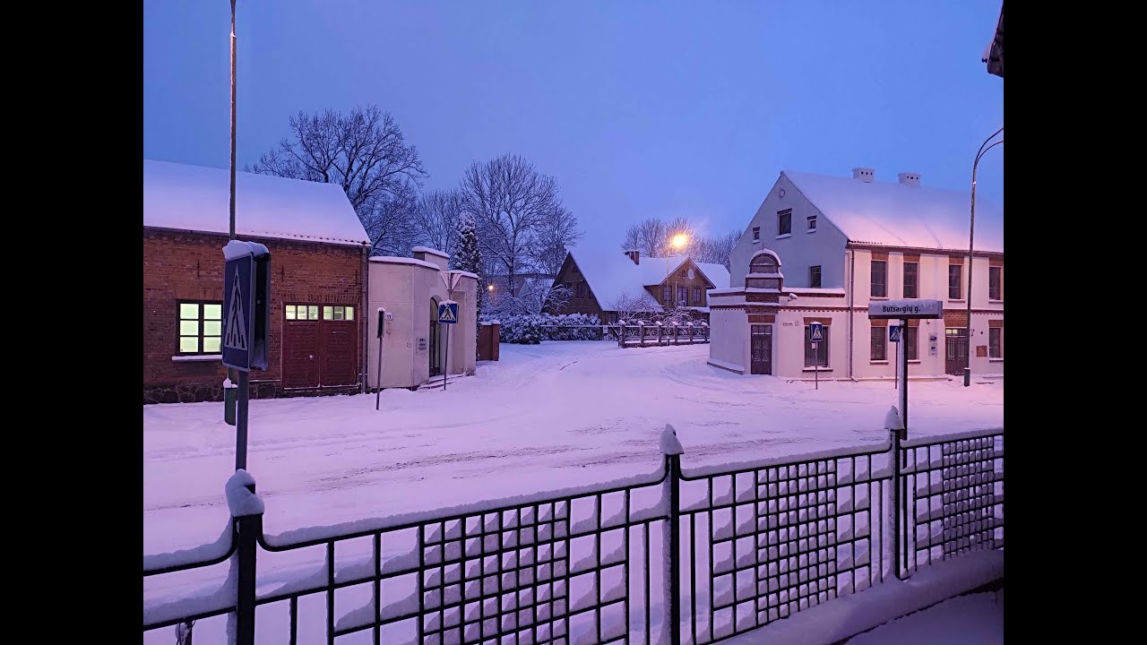 Part: 01|| Lithuania snowfall in winter|| enjoying snowfall with friends|| Study in Europe|| MBA||