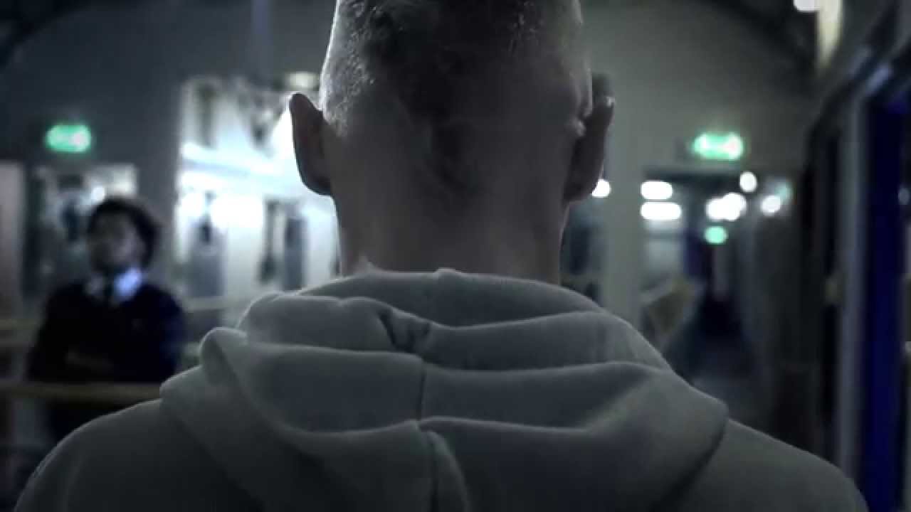 Tegen Overvallen, Chip Jones - Commercial