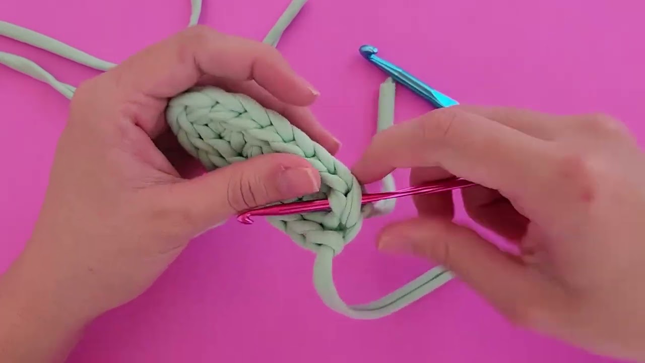 Chaveiro de Cacto em crochê de fio de malha 🌵