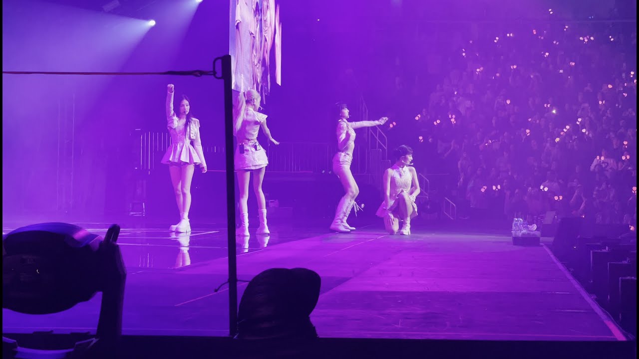 BLACKPINK | PRETTY SAVAGE | ATLANTA | 221102 | 4K HDR | ***FLASH WARNING***