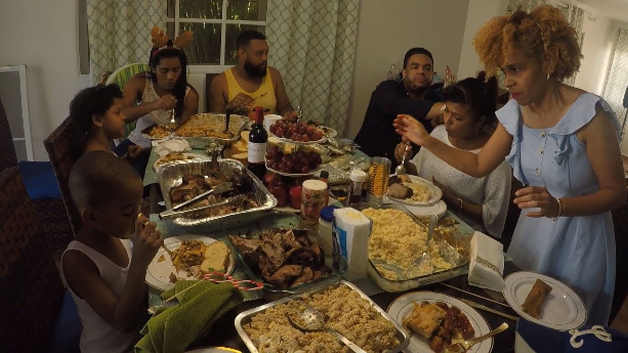 CENANDO EN FAMILIA EN NAVIDAD 24 DE DICIEMBRE