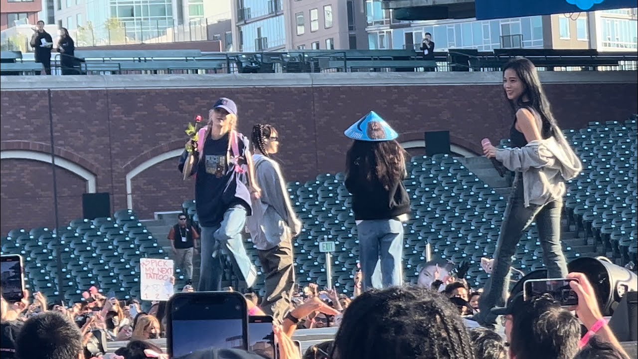 230822 BLACKPINK SAN FRANCISCO CONCERT VIP SOUNDCHECK 4K FANCAM