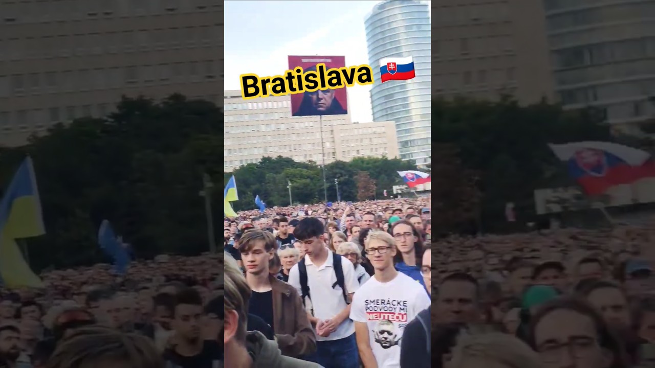 Čas sa kr&aacute;ti 🇸🇰 17/11/25 #slovakia #protest #bratislava #darknomad