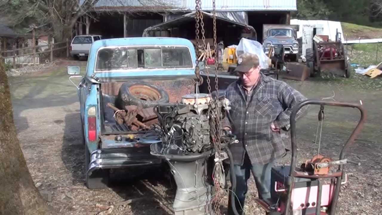 1963 Evinrude Starflite V first run in 12 years