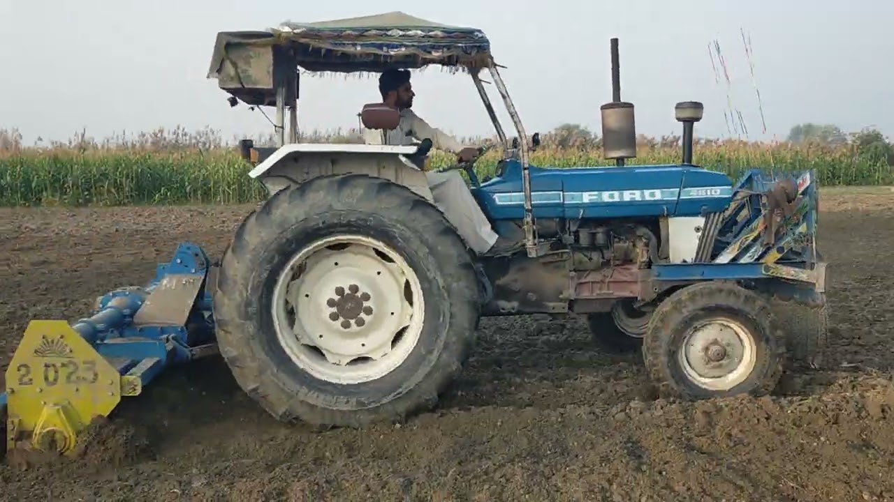 Ford 4610 model 83/94 engine 3/// top low4 speed 