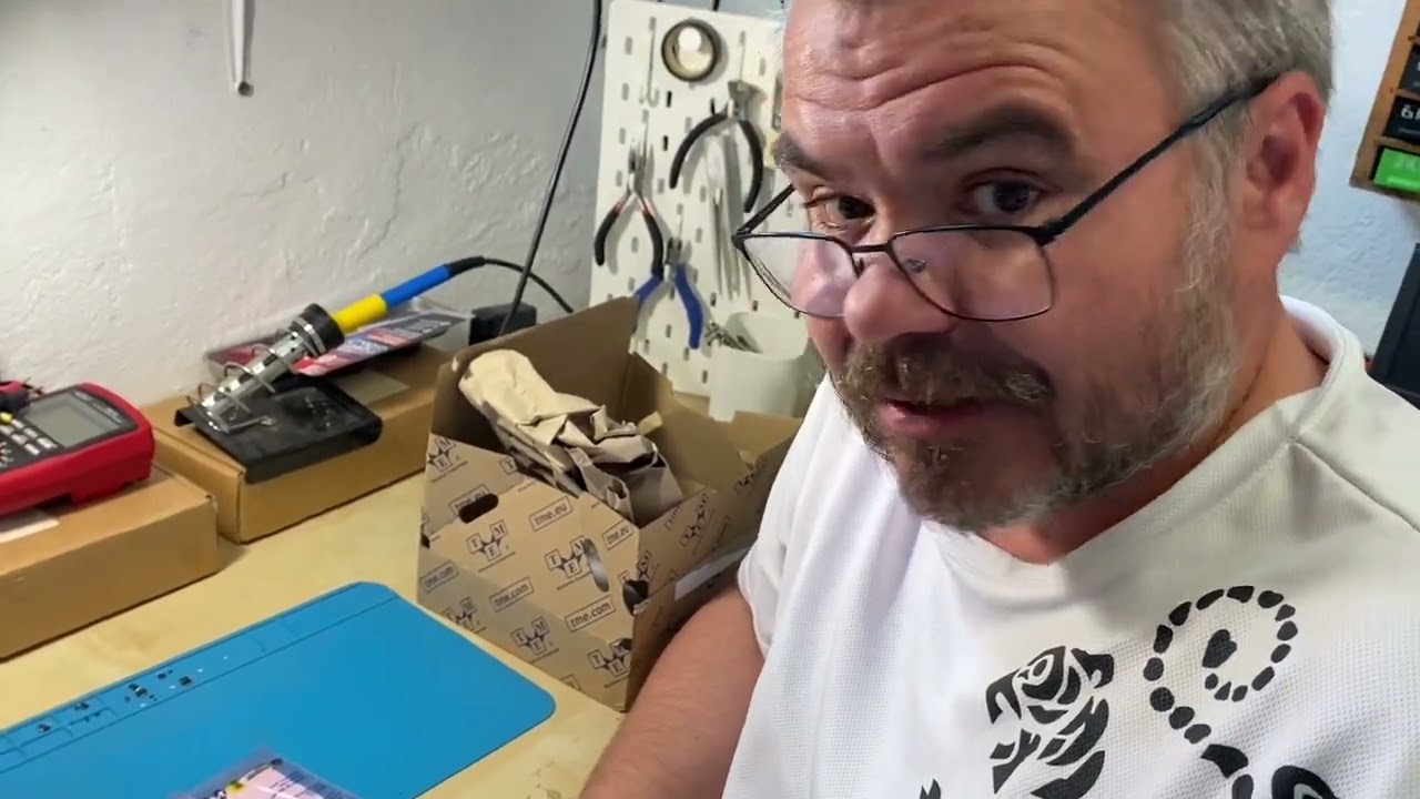 Oprava robotické sekačky Parkside - Hallova sonda