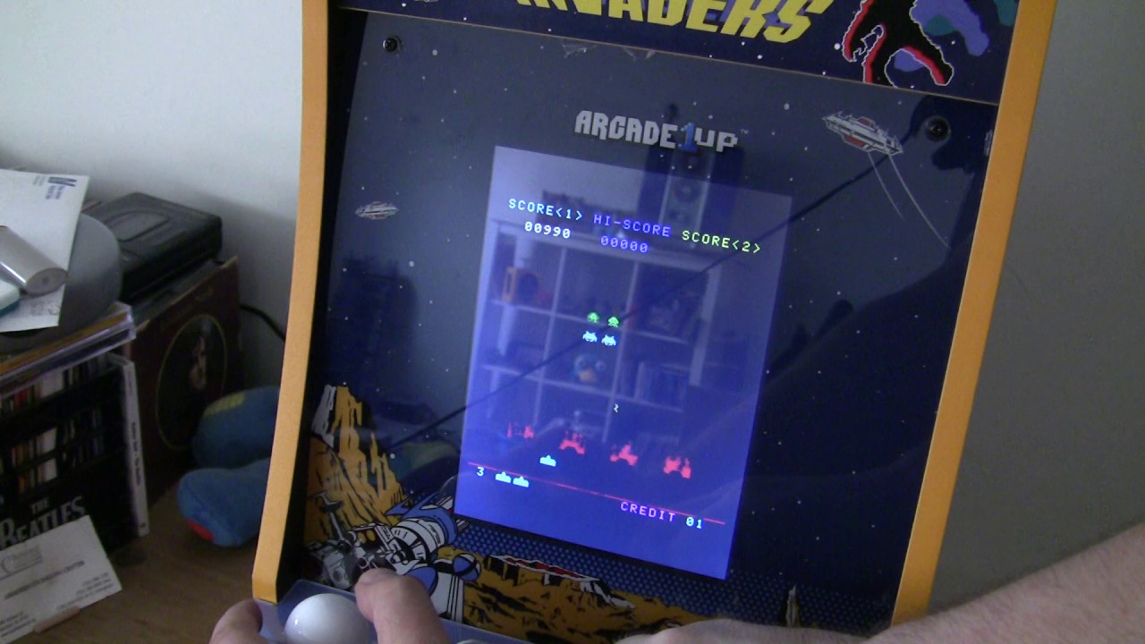 Arcade1UP Space Invaders Counter Cade demonstration video