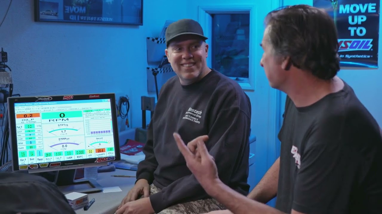 ENGINE MASTERS  S1E8   Battle of Budget Boost! Centrifugal vs Roots, (Paxton vs Weiand)