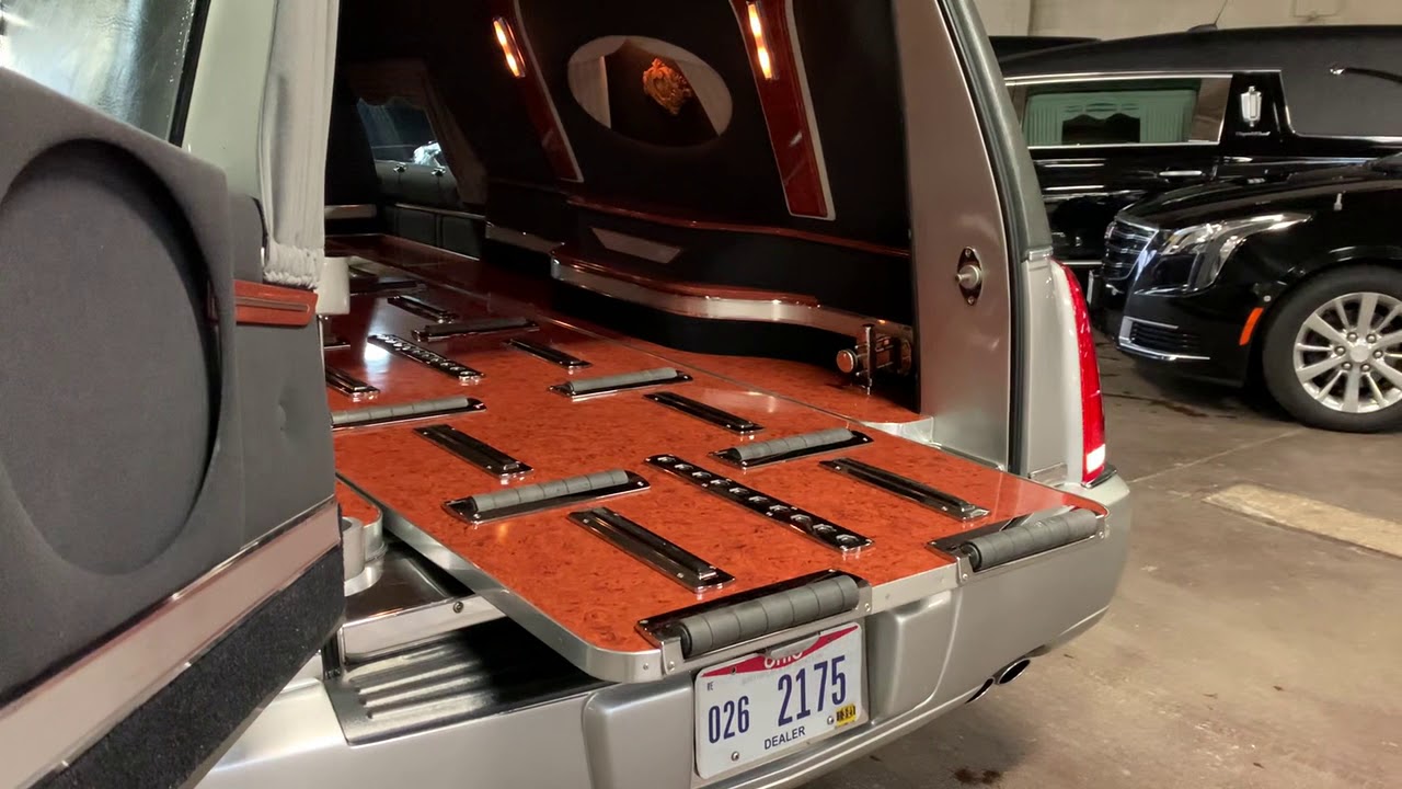2006 Cadillac Eagle Kingsley Hearse