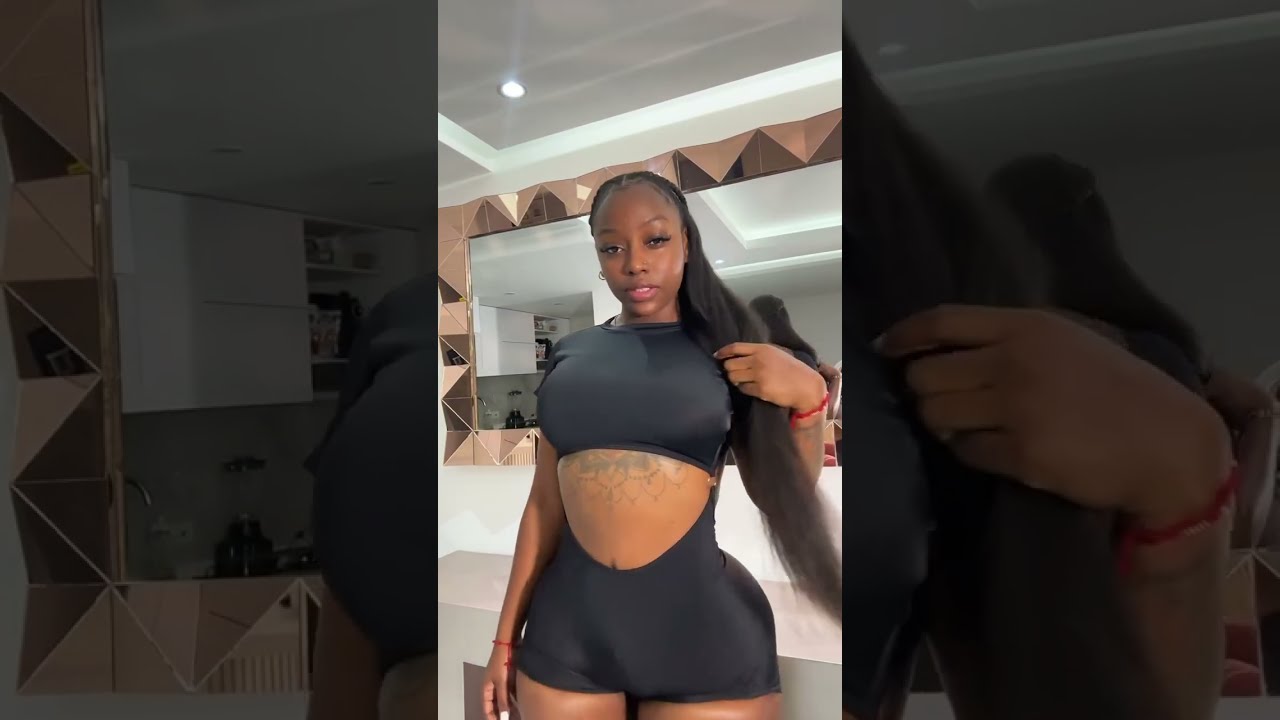 Liz Holguin — Curvy Model, Plus Size Fashion | Wiki, biography, lifestyle