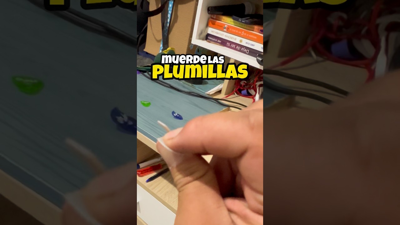 Muerde La PLUMILLA 😮‍💨 #guitarra #vozyguitarra #guitar #musicos #musica #guitarristaslatinos