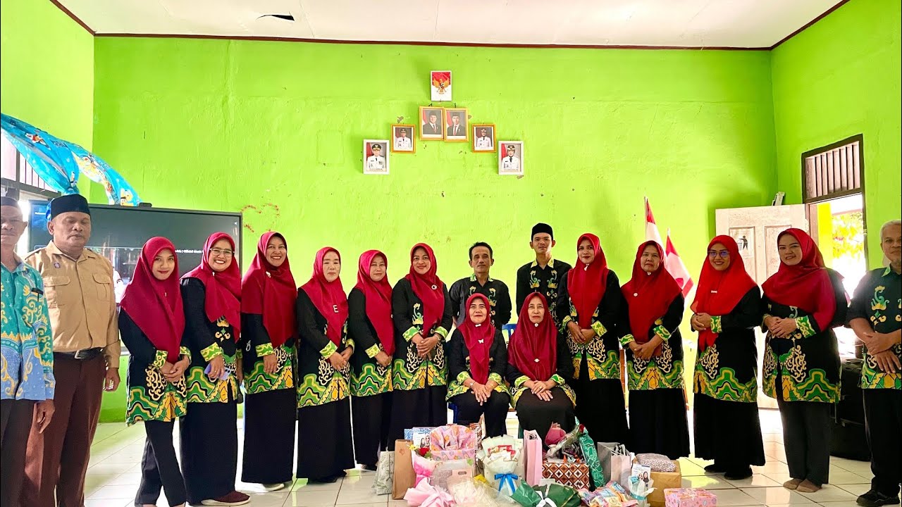 Purna Bakti Guru HAYANI, S.Pd,SD