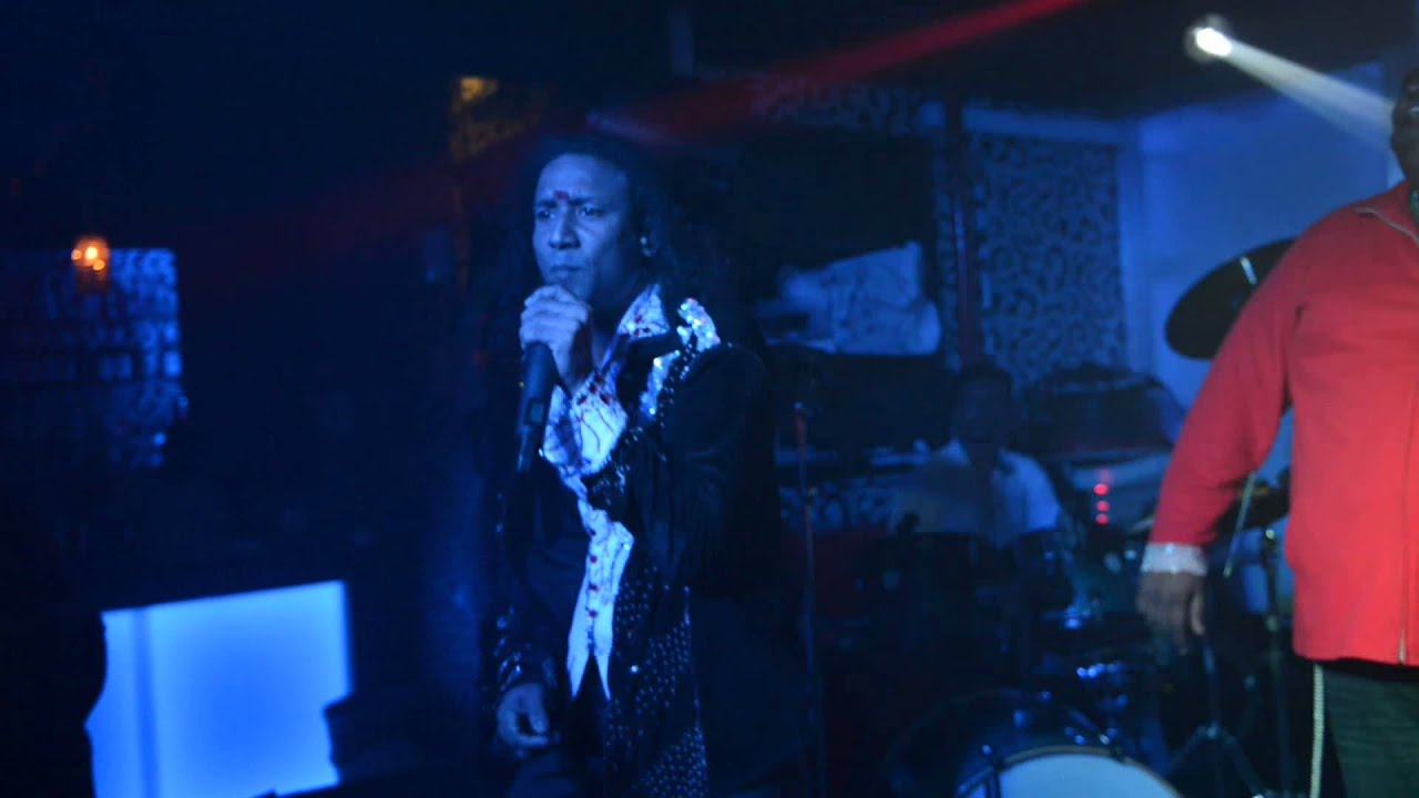 DARKEY'S LIVE @ WORLD MUSIC 
