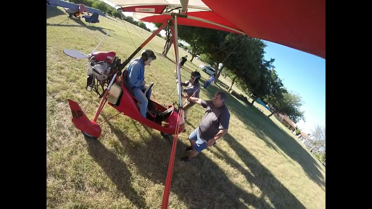 VOLANDO EN TRIKE CON CESAR EDUARDO