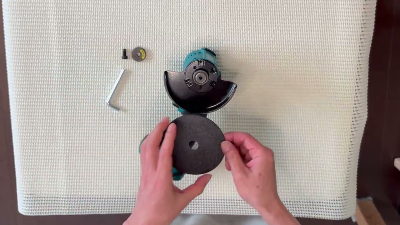 10 ミニグラインダー KA 10の操作動画