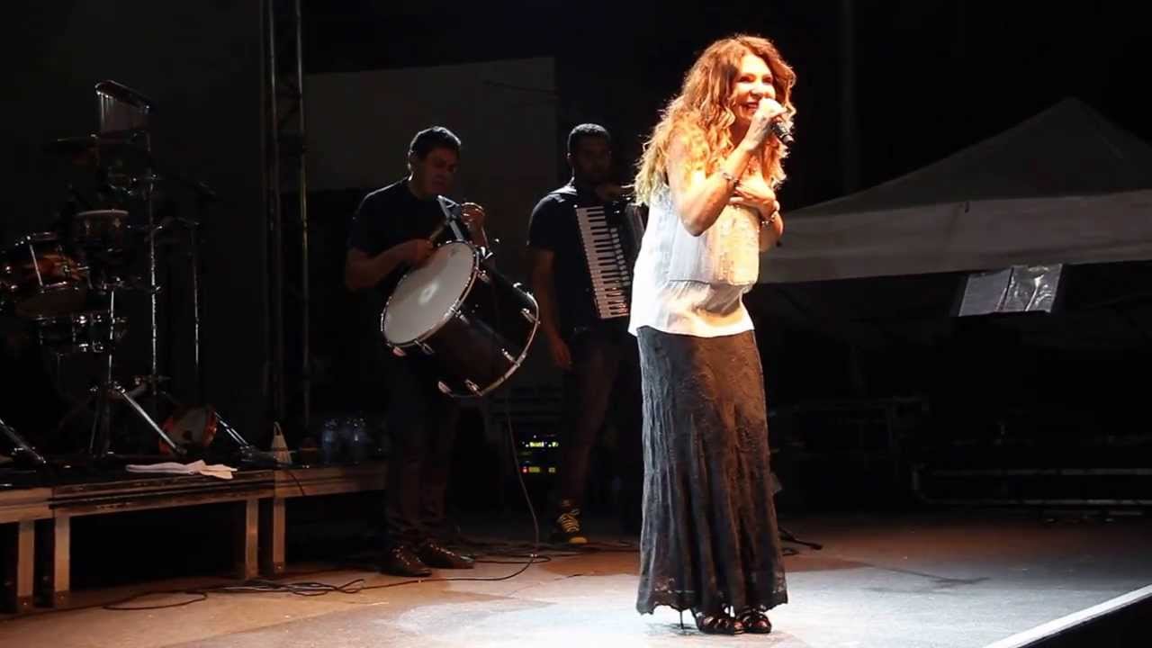 Elba Ramalho canta no Outeiro da Glória