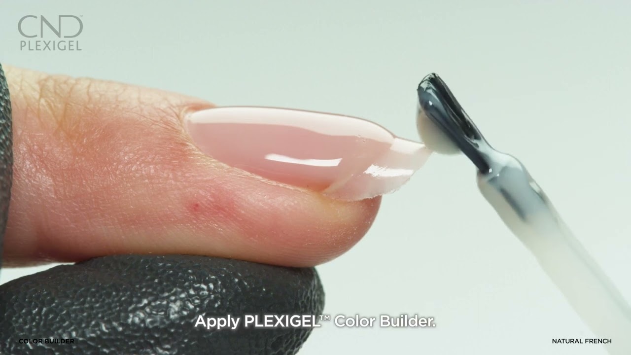 Natürliche French Nails mit CND™ PLEXIGEL