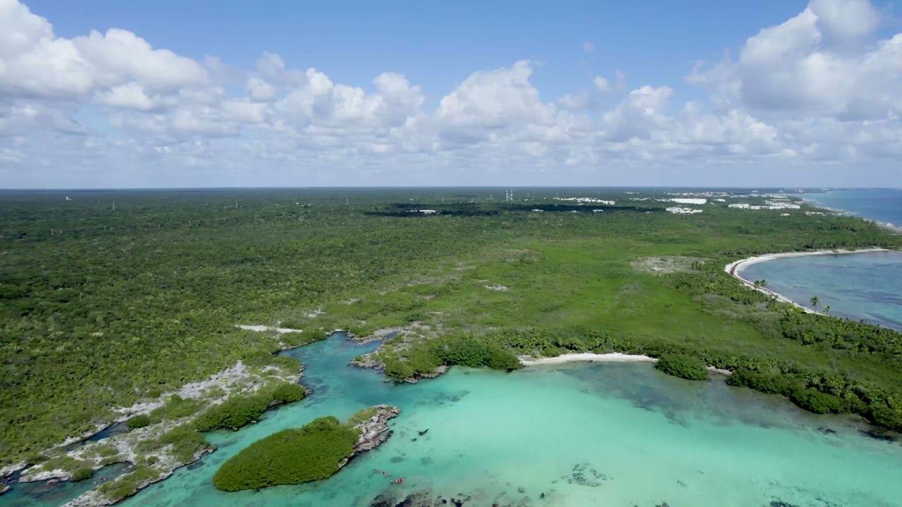 Cenote Puerta Maya