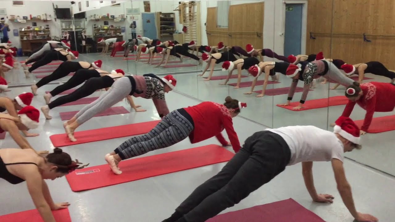 Abs Workout  - All i want for Christmas is you Mariah Carey Justin Bieber
