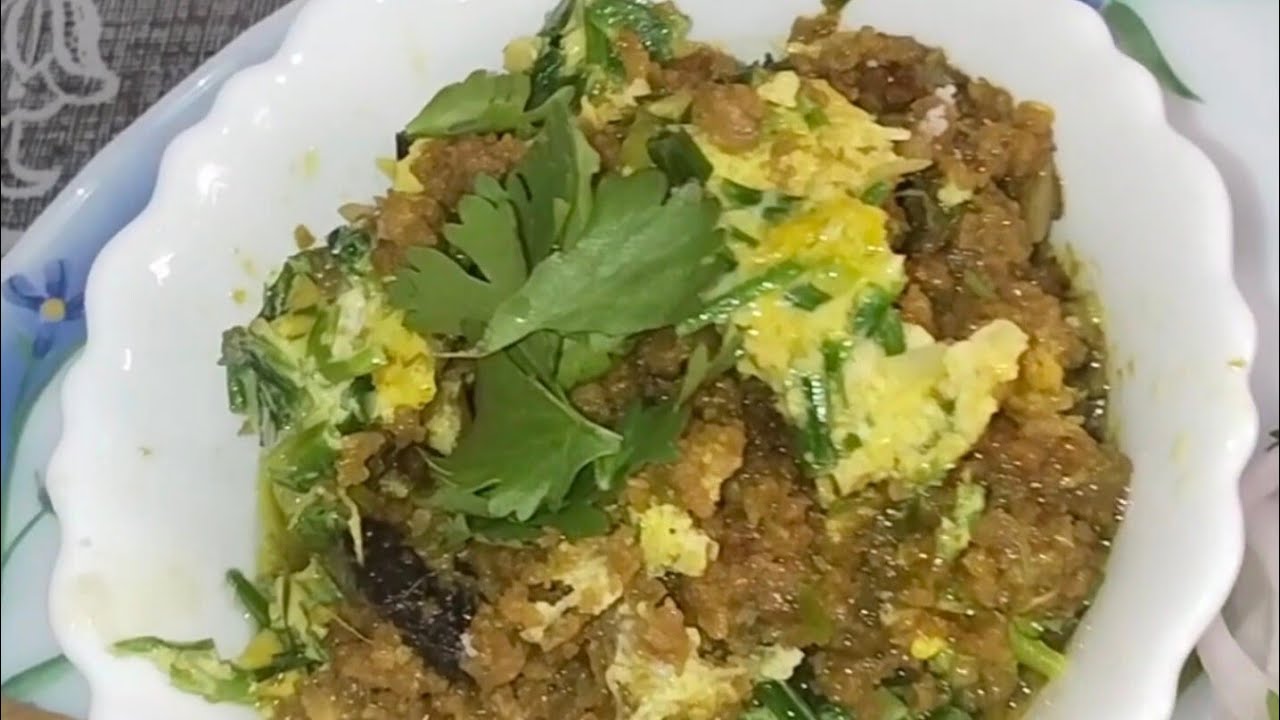 Winter special Hara Lehsan keema/ green garlic with minced meat