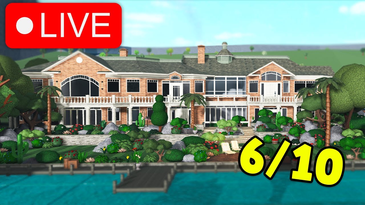 Rating YOUR Bloxburg Houses! *LIVE*