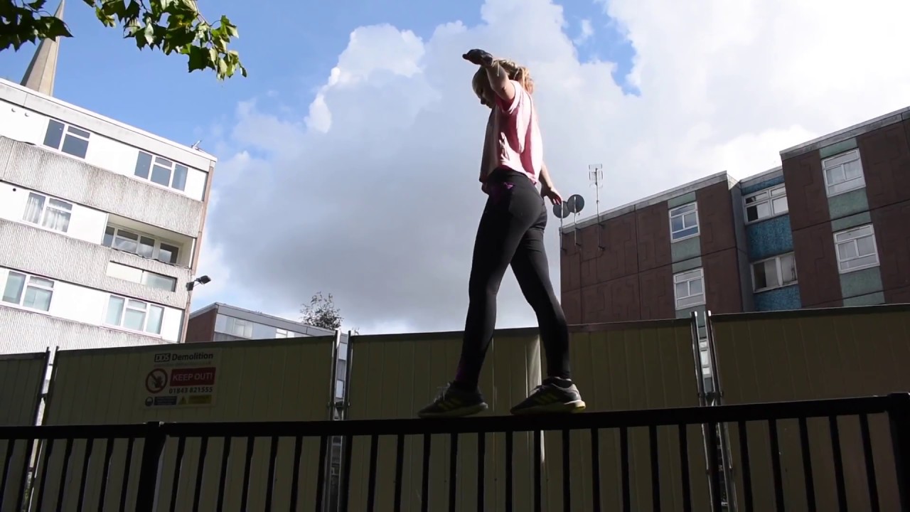 Fem Pakourettes - She Can Trace &lsquo;Women Parkour Jam Sept 17&rsquo;