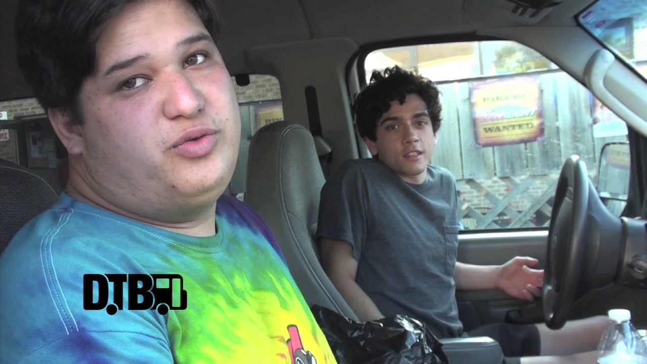 Hotel Books / So Much Light - BUS INVADERS Ep. 682