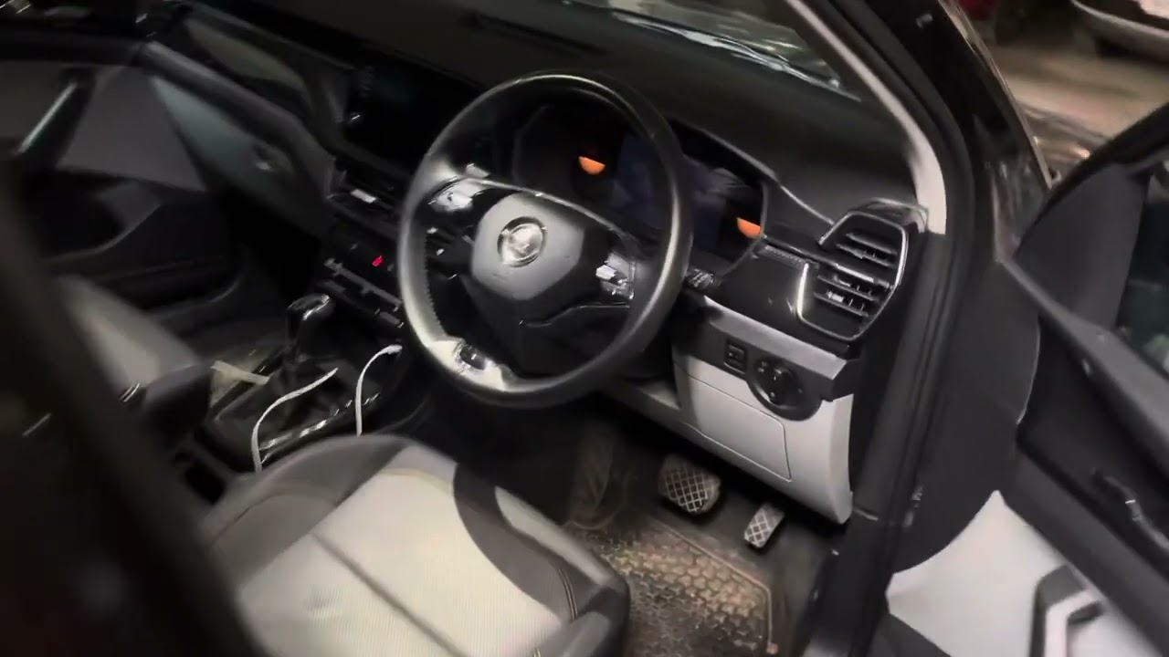 &Scaron;koda Kushaq: Error keyless access system