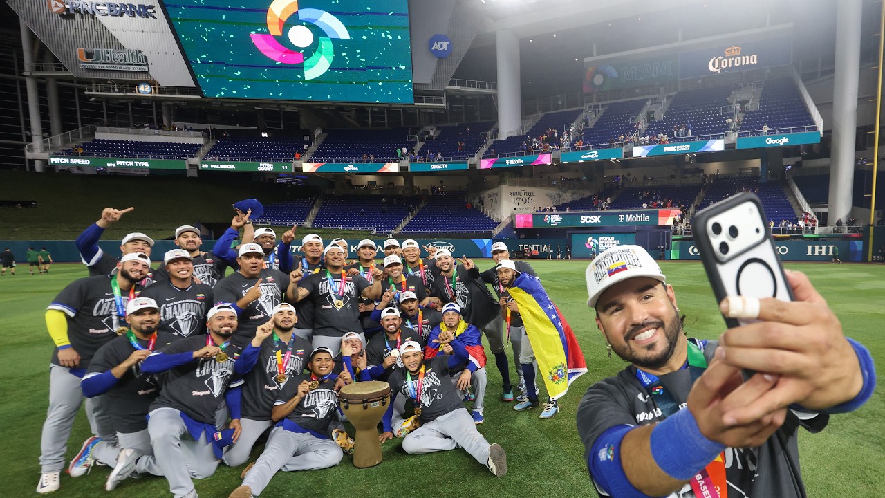 Эпичный кинематографический монтаж пути Венесуэлы к званию чемпионов Мировой бейсбольной классики...