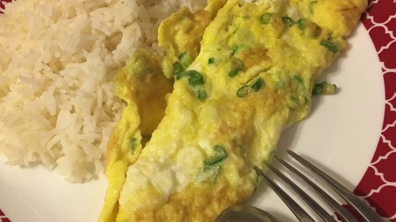 Scallion omelette on rice