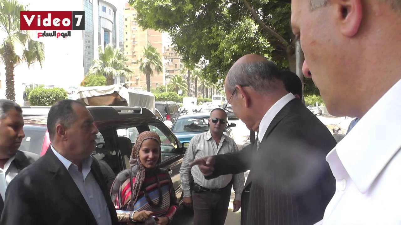 محافظ الجيزة يقبض على منتحلى شخصية عمال نظافة بفيصل