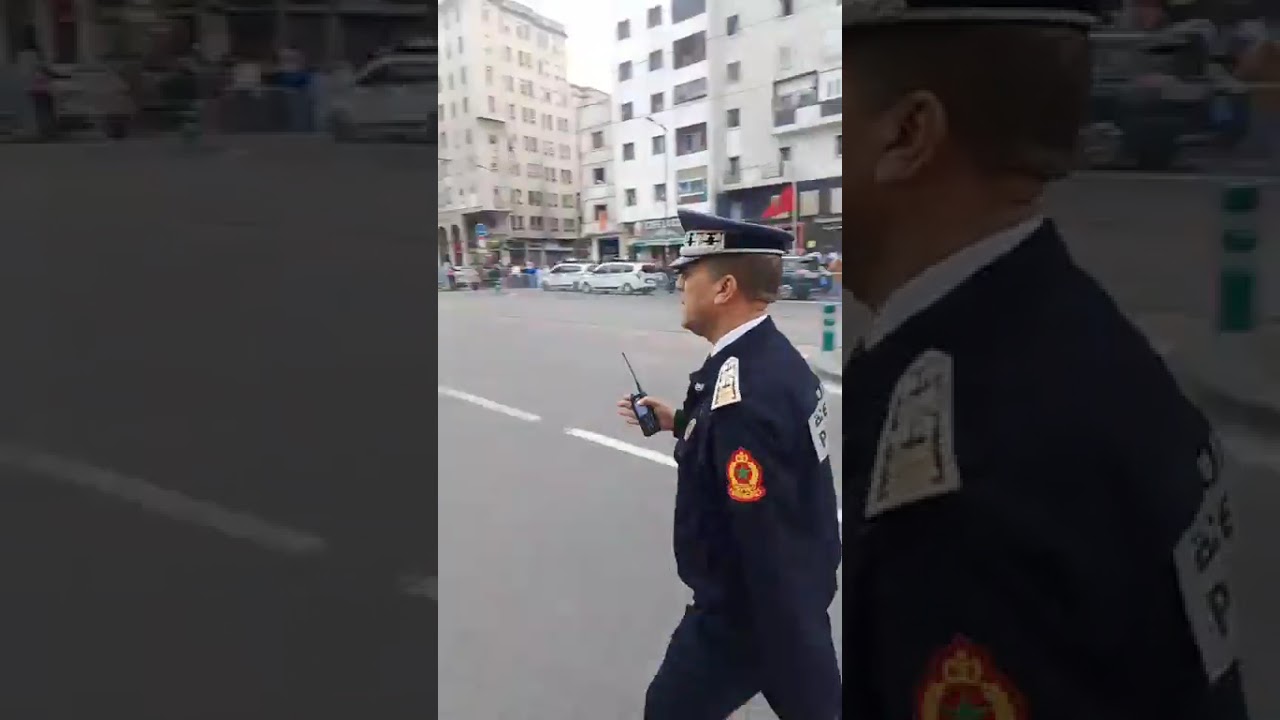 الدار البيضاء| لحظة مرور الموكب الملكي بشارع محمد السادس درب السلطان