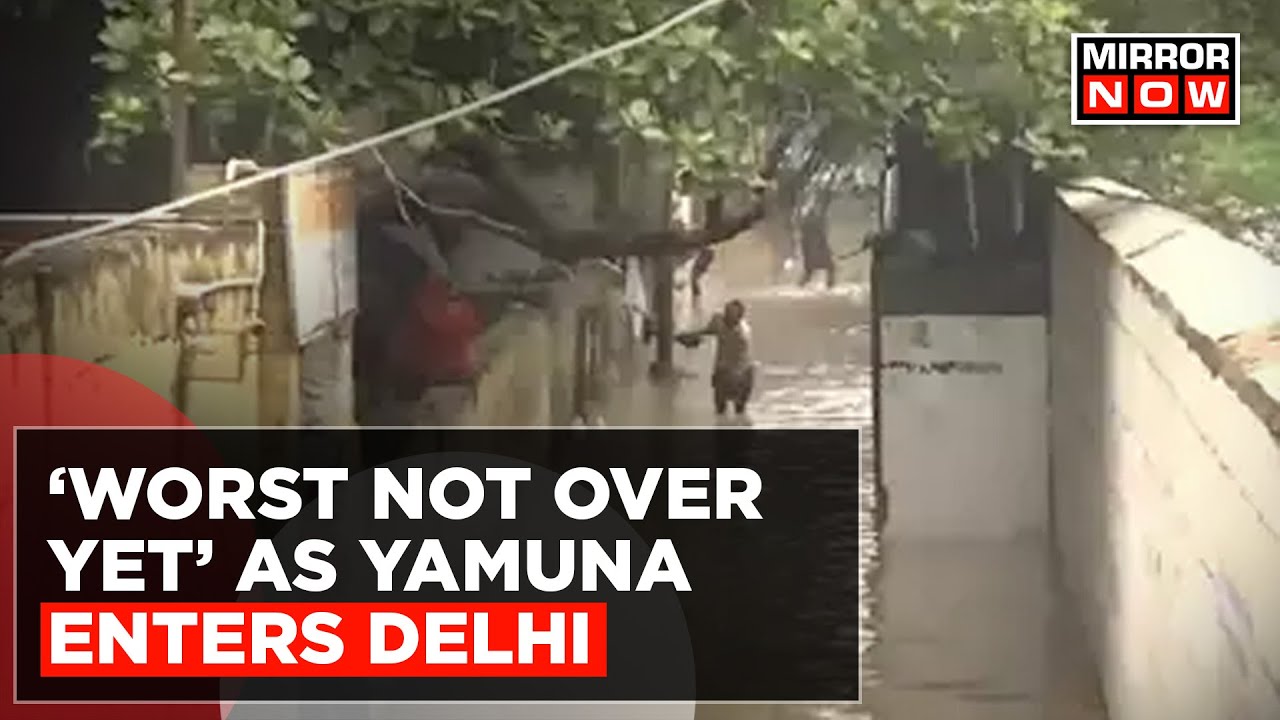 Yamuna Water Swells To 208 M Mark; Breaks 40-Year-Record | Delhi CM Kejriwal  'Worst Not Over Yet'