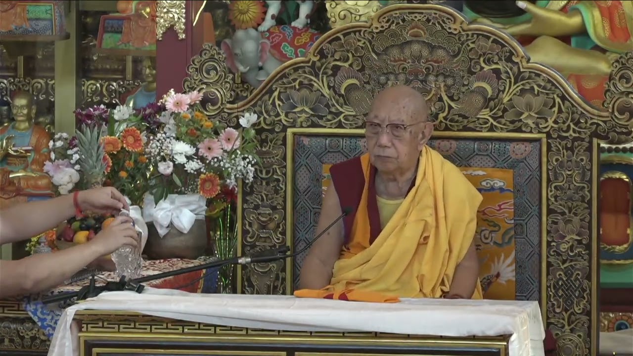 (EN) Khensur Rinpoche Lobsang Delek - Lamrim Dudon session 1